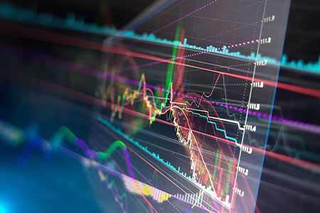 World clean energy investment slips in 1H19