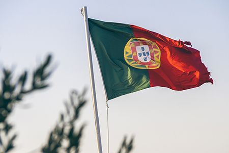 Hyperion Renewables, Saft, and Omexom build Portugal’s first battery energy storage projects