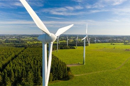 ACWA Power unveils US$10 billion in new clean-energy and financing agreements