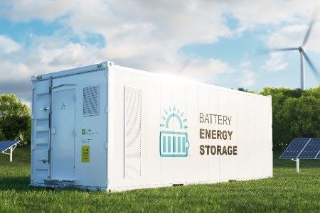 Low Carbon reaches financial close on its first Polish battery project