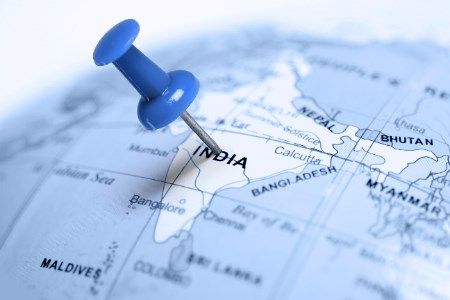 Norton Rose Fulbright advises lenders on US$730 million green refinancing